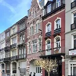 Apartment Zeehuys 100m Zee Dichtbij Brugge